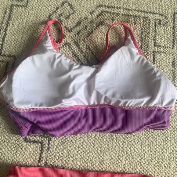 Colorblock Bikini - Picture 5 of 7